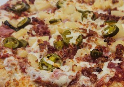 Large Spicy Hawaiian Pizza