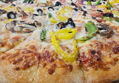 Large Very Veggie Pizza